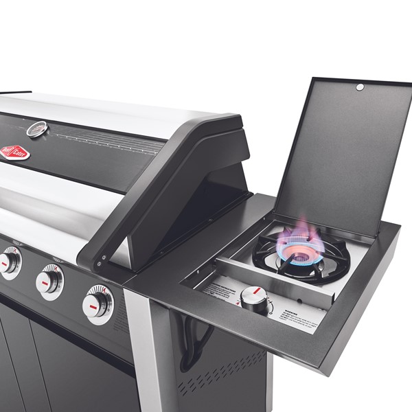 Beefeater 1600 BBQ 5Q c/ Carrinho + Queim. Lt -  Preto